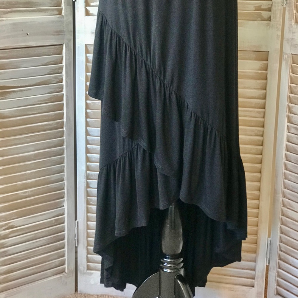 ✴️LAST ONE✴️ SIZE 3X -CURVY RUFFLE MAXI DRESS - Picture 4 of 8